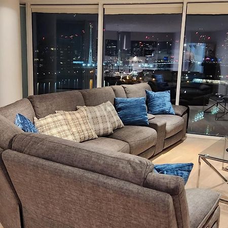 Luxury 2 Bed Apartment Excel Лондон Екстер'єр фото