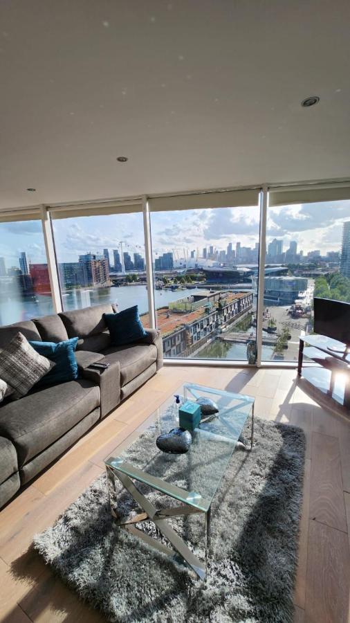 Luxury 2 Bed Apartment Excel Лондон Екстер'єр фото