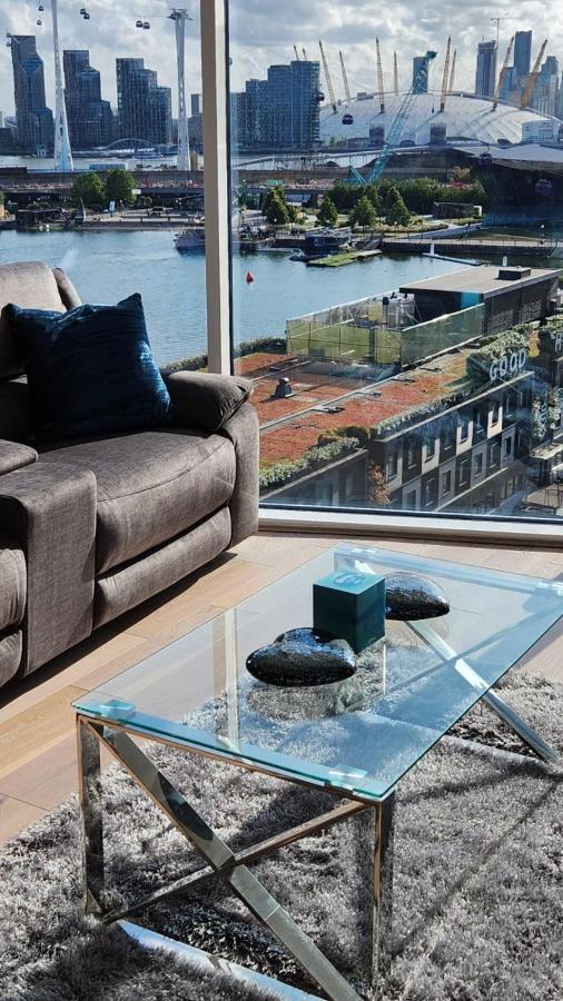 Luxury 2 Bed Apartment Excel Лондон Екстер'єр фото