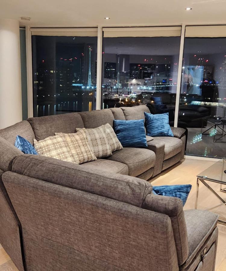 Luxury 2 Bed Apartment Excel Лондон Екстер'єр фото