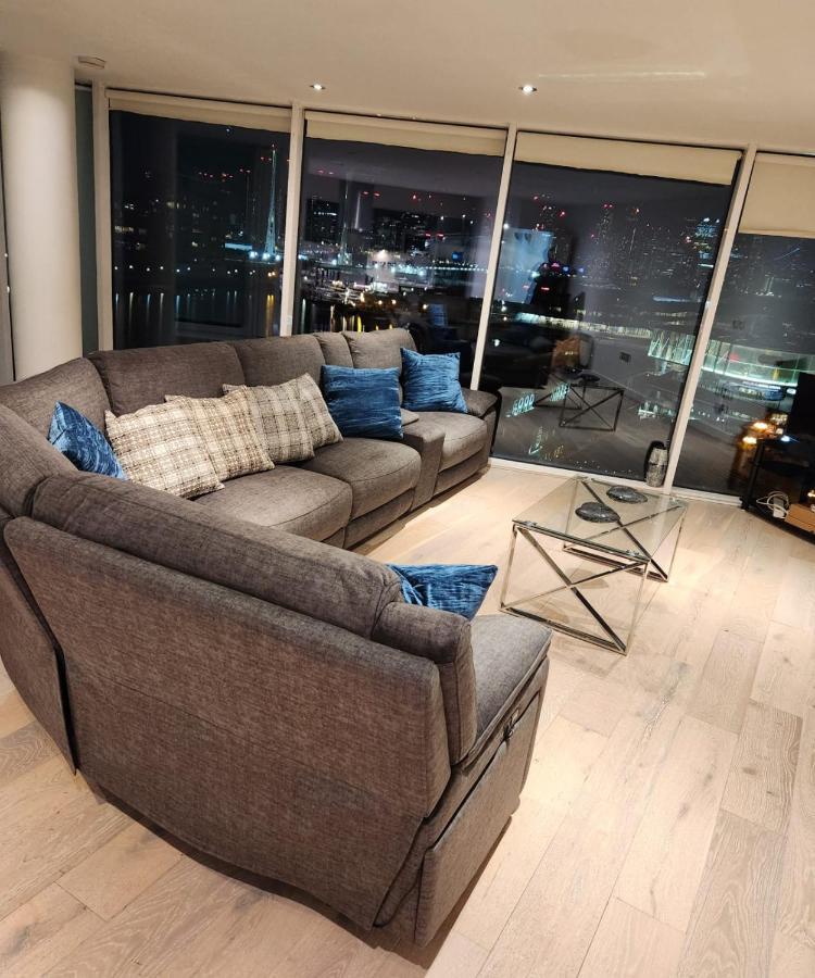 Luxury 2 Bed Apartment Excel Лондон Екстер'єр фото